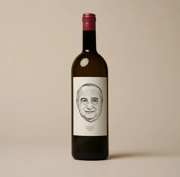 Brief image: Bertholdi’s bottle